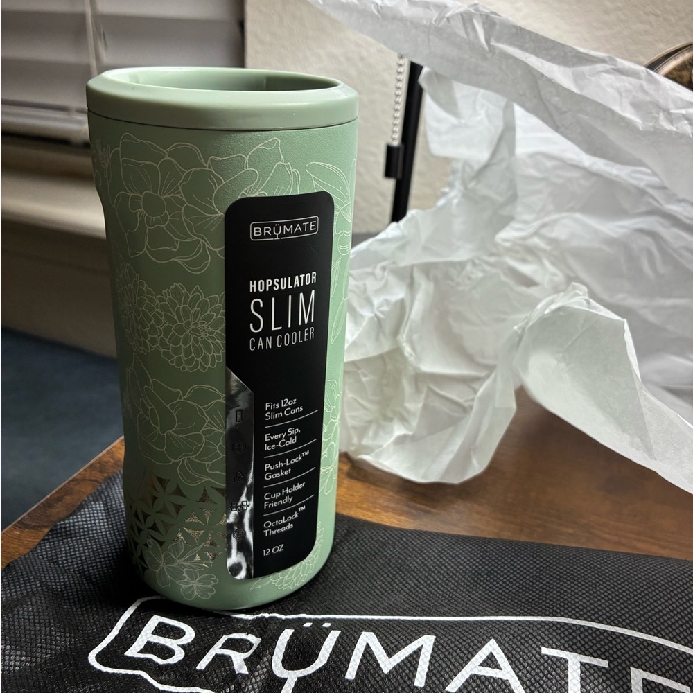 BrüMate Green Slim NWT